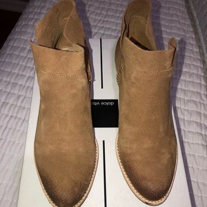 Dolce Vita Chloe camel suede booties